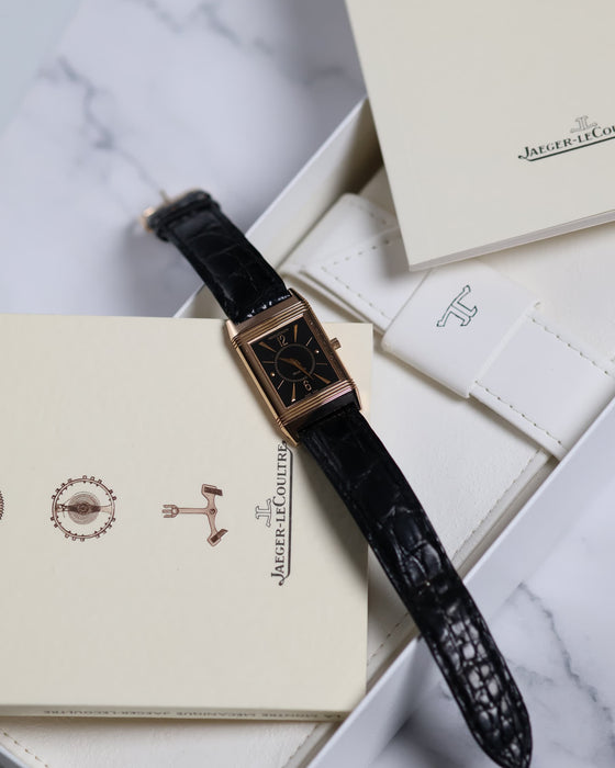 Jaeger-LeCoultre Reverso 250.2.86 full set including watch, original box, papers, and accessories.