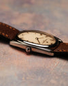 Crown detail of the Vacheron Constantin Historiques 31110 platinum, displaying its fine finishing and elegant proportion.