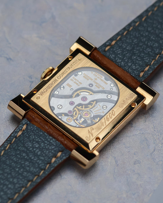 Oblique view of the Vacheron Constantin Carré Historiques Ref. 91030 caseback and movement.