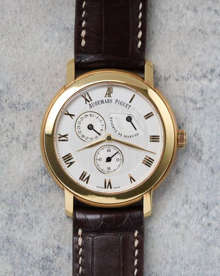 Front view of the Audemars Piguet Jules Audemars 25955OR with power reserve, date and small seconds display.