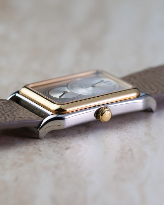 Side profile of the Universal Genève Jump Hour Regulator Ref. 225.125 highlighting the slim case and stepped 18k gold bezel.