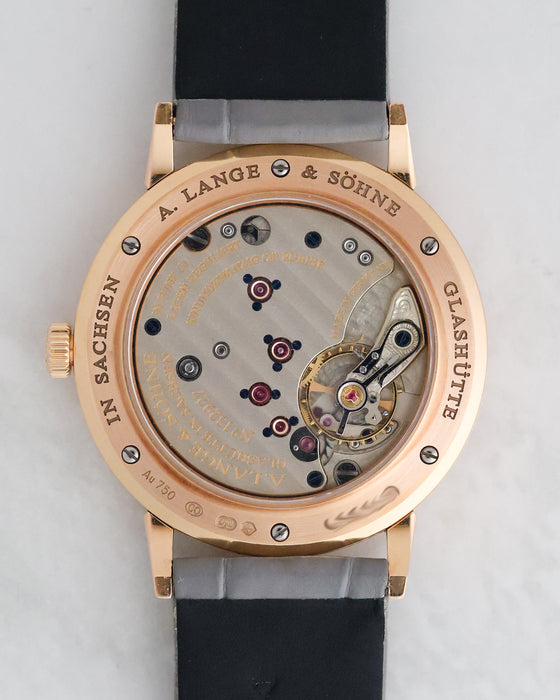 Exhibition caseback of the Saxonia 219.043 showing the manual winding Calibre L941.1.